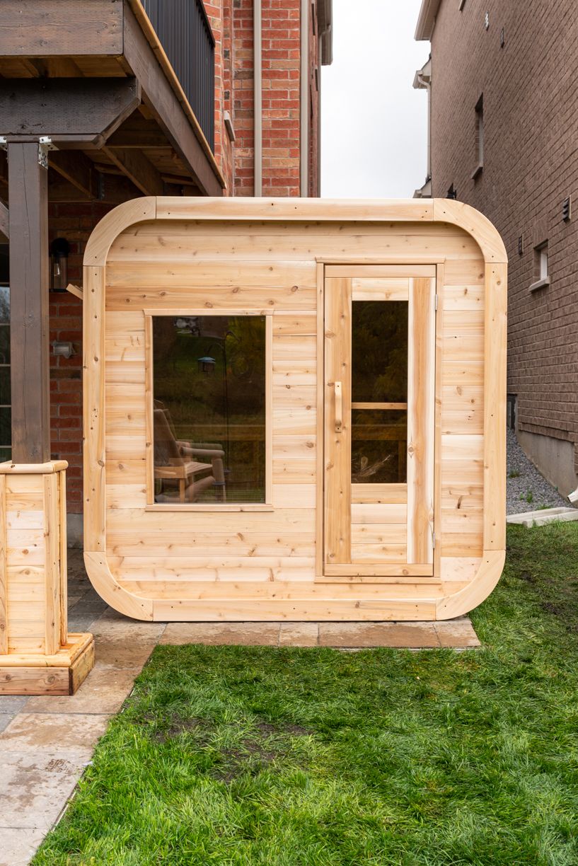Luna Outdoor Cabin