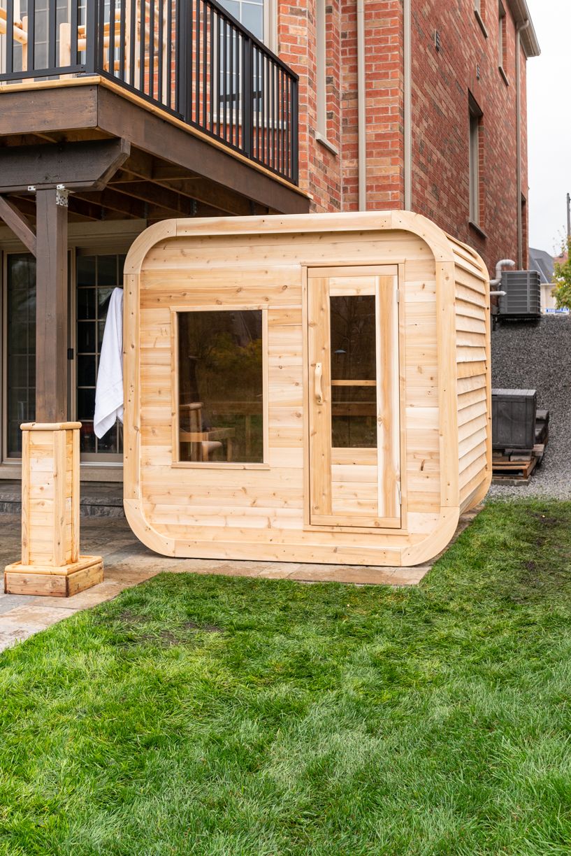 Luna Outdoor Cabin