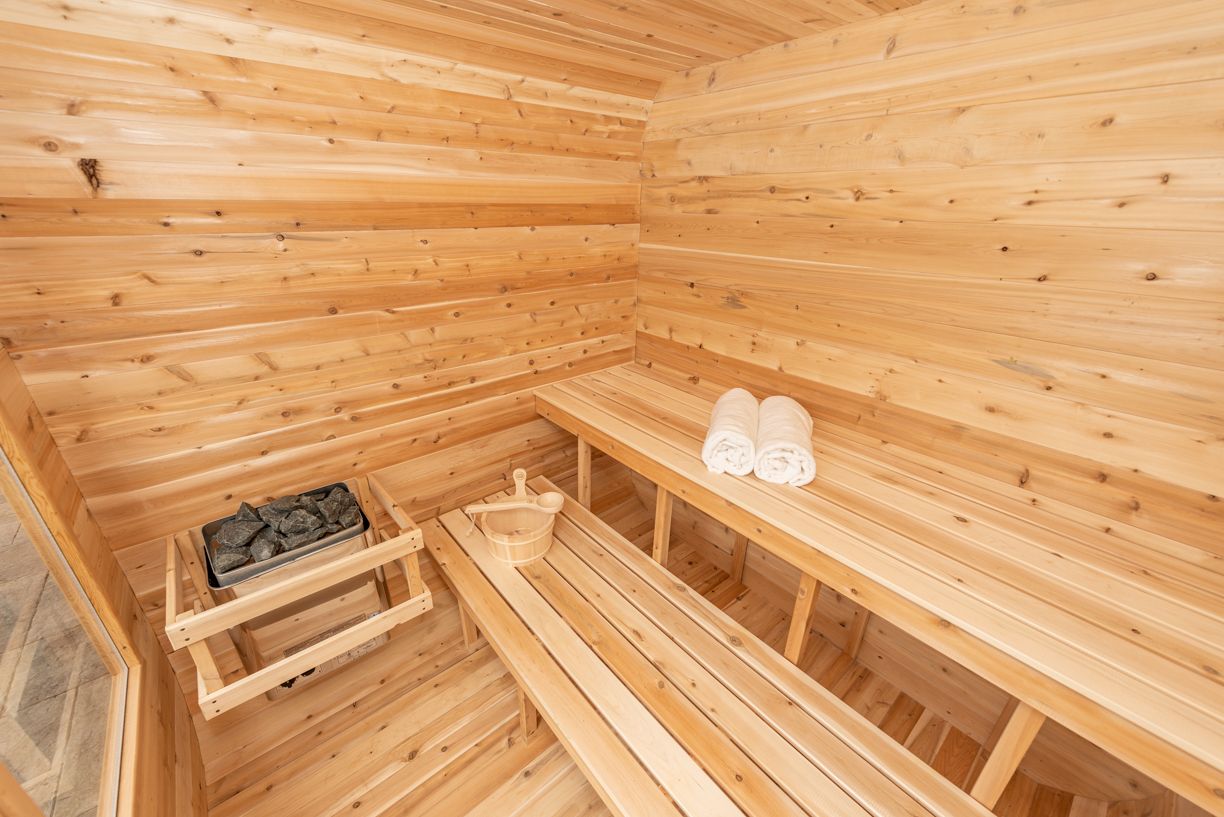 Luna Outdoor Cabin
