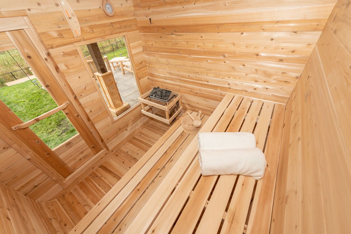 Luna Outdoor Cabin